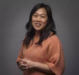 扎克伯格妻子难民出身，被嘲又黑又胖，这位华裔姑娘竟有如此深厚的背景！