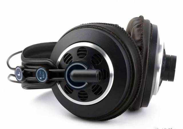 生于不凡——AKG K240 系列