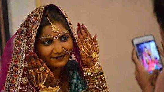 中国小伙娶印度新娘，没花一分钱，婚后生活竟变成了这样！