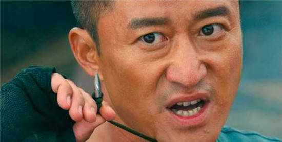 他是08年奥运冠军，华谊兄弟2.1亿力捧的新人，如今成“烂片王”