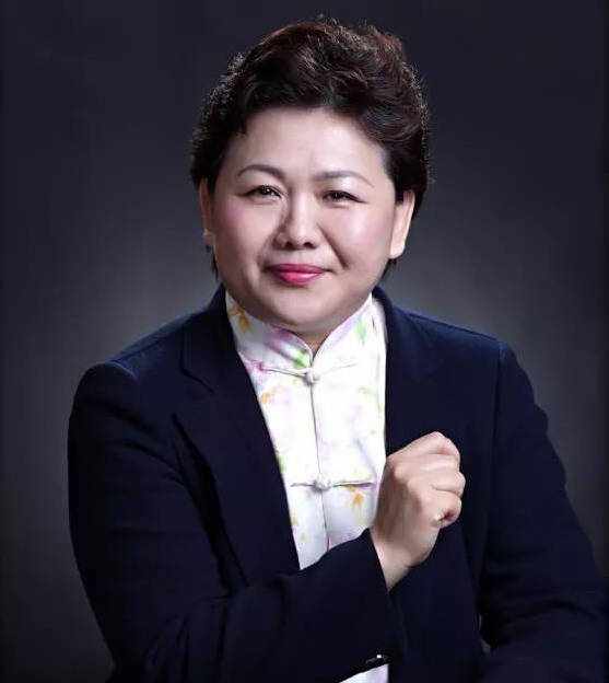 中东集团董事长卢丽口述：一颗圆钉换一个集团