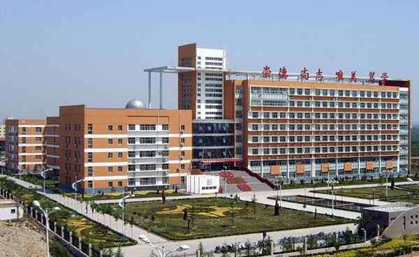 山西康杰中学 山西运城实力雄厚的4所高中，除了康杰中学，你还知道哪几所？
