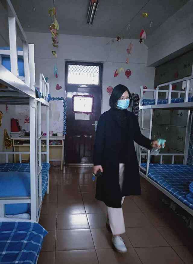 济宁市育才中学 济宁市育才中学新疆部主任李玲，167名新疆籍学生的“妈妈”