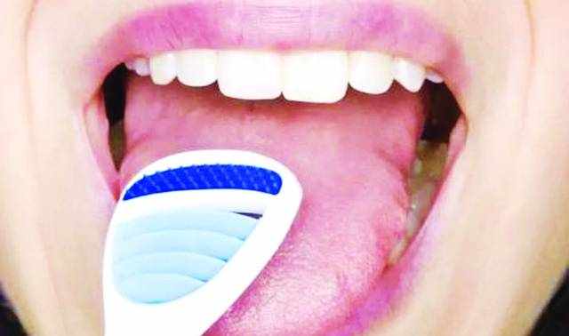 舌苔刷刷舌头 确有功效还是破坏口腔？