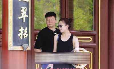 李金羽女友 李金羽结婚了吗 李金羽老婆是谁