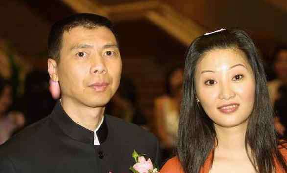 冯小刚近照 冯小刚前妻是谁 冯小刚前妻近照曝光