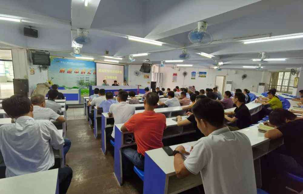 澄海教育网 澄海确定34所试点学校！以后家长接送孩子上下学更方便了！