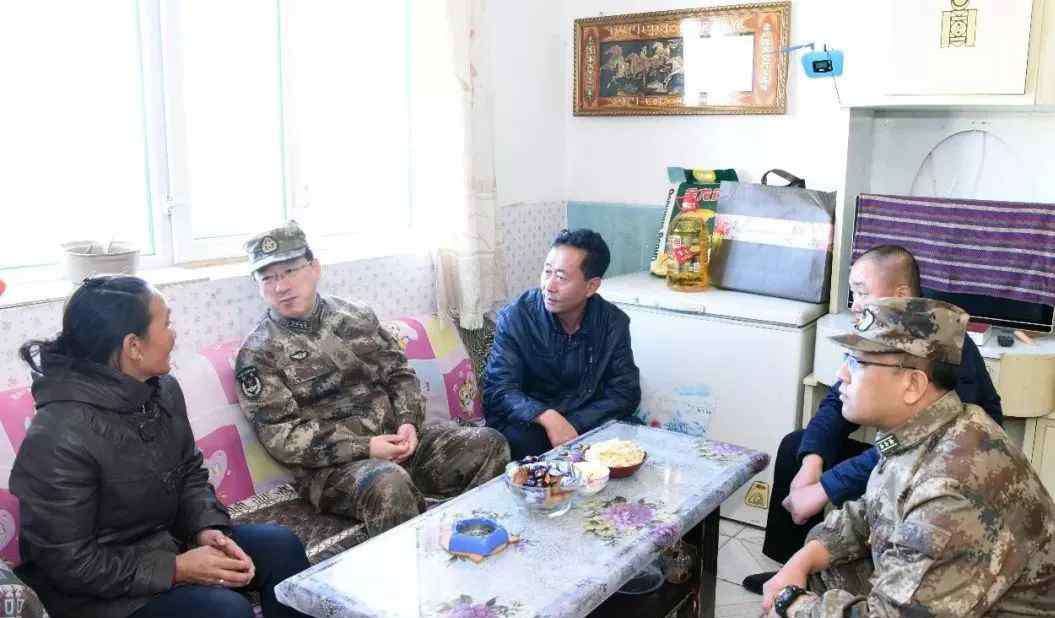 朱日和镇 草原深处奏响精准扶贫“三部曲”——朱日和联合训练基地推进驻地两旗三镇脱贫致富纪实