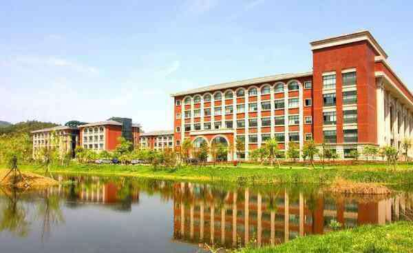 浙江工业大学排名 浙江省排名前三的两所学校，实力很强