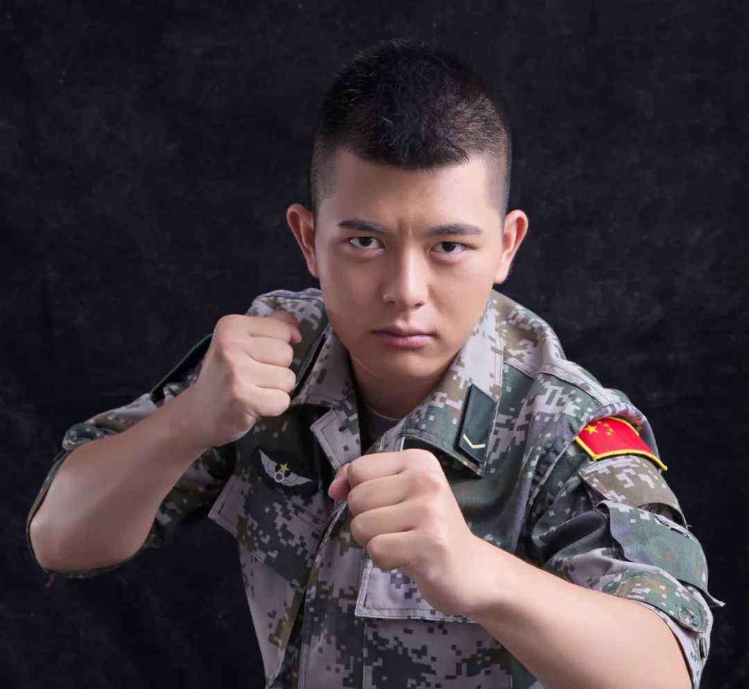 新兵日记2 【新兵日记】“二刷”新兵连的他们到底图啥？