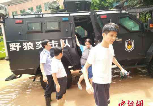 惠州暴雨 广东惠州普降暴雨 致使多地被淹和中小学停课