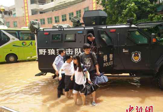 惠州暴雨 广东惠州普降暴雨 致使多地被淹和中小学停课