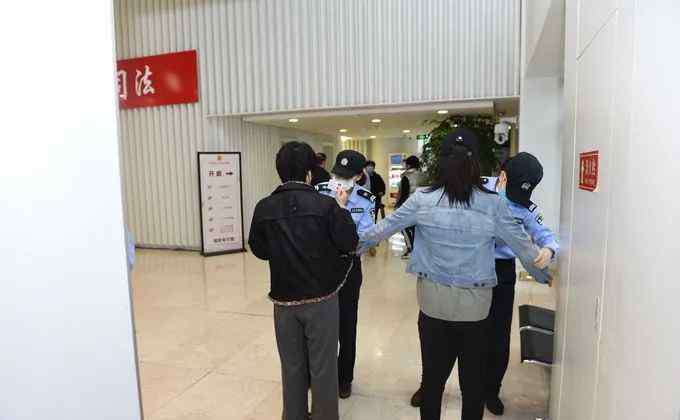 天津一中院 天津一中院诉讼服务中心按下“重启键”