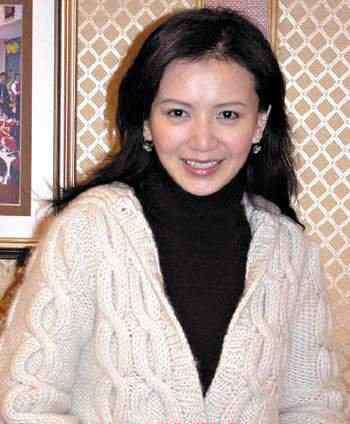 曾华倩图片 TVB花旦曾华倩图片 曾华倩最新照片 曾华倩近况