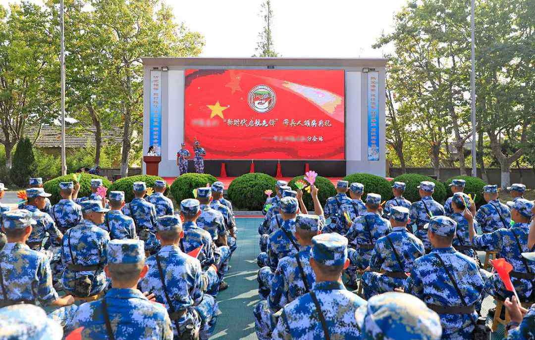 新兵日记2 【新兵日记】“二刷”新兵连的他们到底图啥？