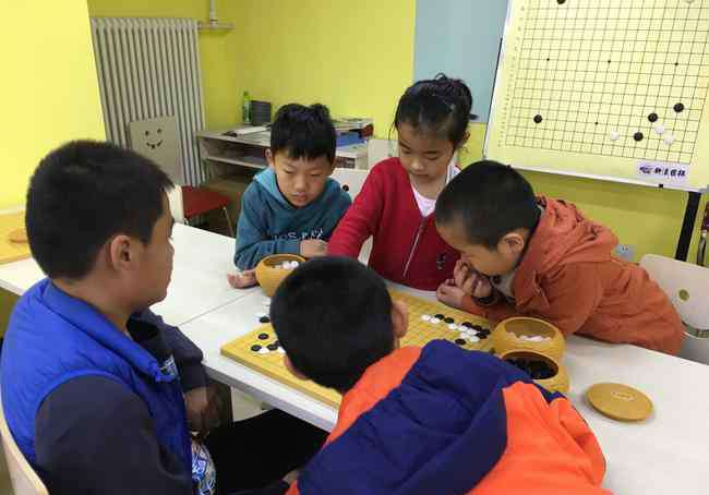 围棋学习 学围棋能提高学习成绩吗？12条小问答告诉你