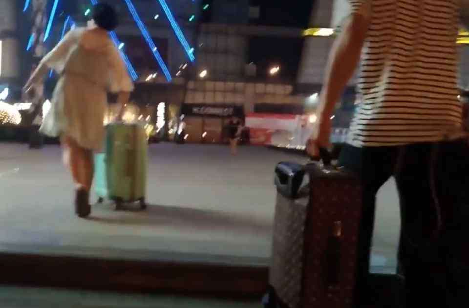 南京女大学生兼职 女大学生兼职被骗，还被公司赶出员工宿舍，网友：这智商税交多了
