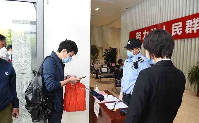 天津一中院 天津一中院诉讼服务中心按下“重启键”