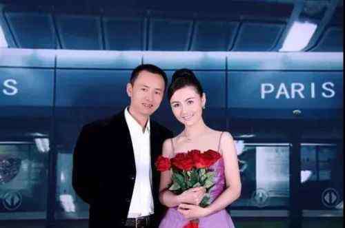 维吾尔族姑娘 嗨！那个维吾尔族女孩，你还好吗？
