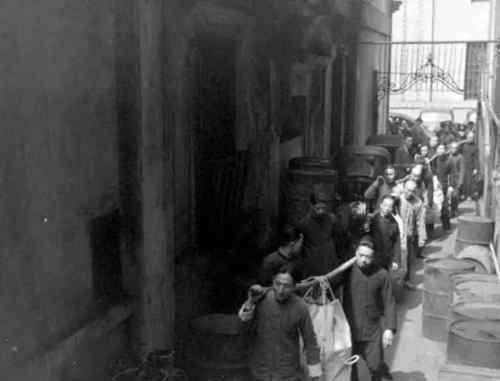 重回民国 一夜梦回民国老集市，让物价回归1948？盒马这文案认真的？