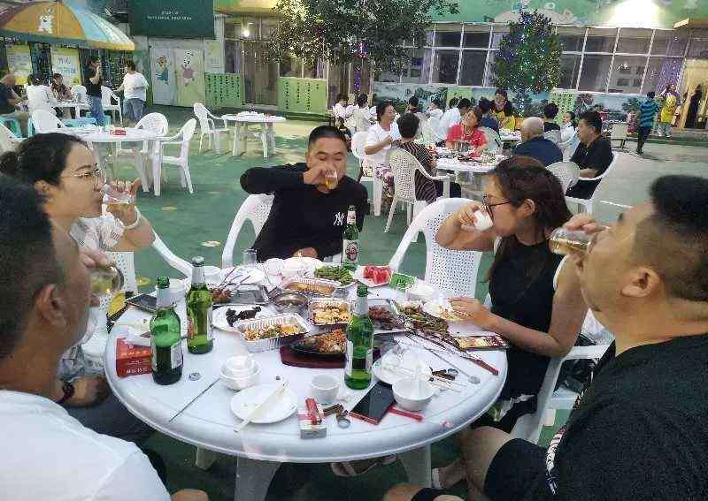 世纪之星幼儿园 沧州这家幼儿园自救开卖烧烤！没想到火了！