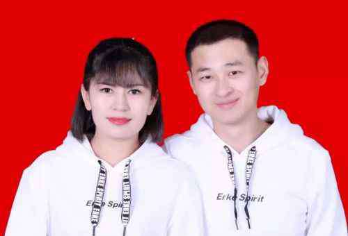 维吾尔族姑娘 嗨！那个维吾尔族女孩，你还好吗？