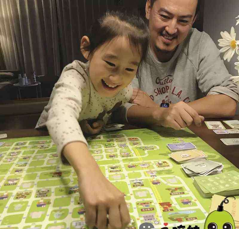 如何教小孩子学数学 现在不教孩子认识钱币，小学数学容易学晕