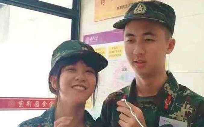 高中学霸情侣 学霸情侣均考上清华，却被问早恋影响学习？醒醒这是在清华采访