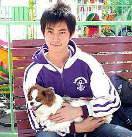 于朦胧整容前后照片 于朦胧是GAY 于朦胧整容前后对比照