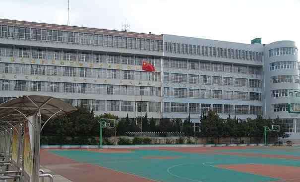 贵阳兴农中学2017高考成绩 贵州贵阳最好的5所高中，贵阳一中一路领跑，其他4所也不容小觑