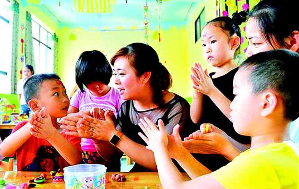 宝宝几岁上幼儿园好 宝宝几岁上幼儿园合适？3岁并不是最佳年龄，送早了还会有危害？