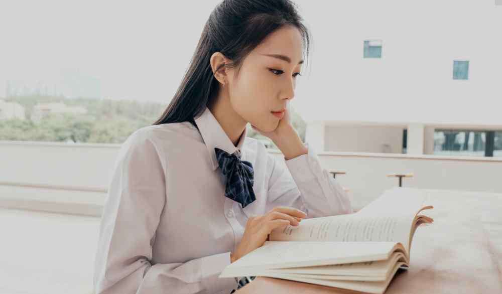 高中议论文万能素材 干货|中高考万能作文素材：10位杰出人物的22则满分素材