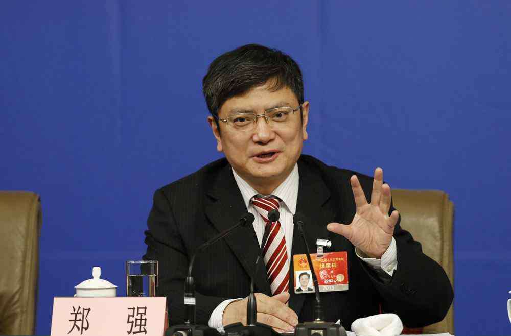 浙江大学考研有多难 985考研难进浙大前3前5三本却做到了，郑强教授演讲引发阵阵掌声