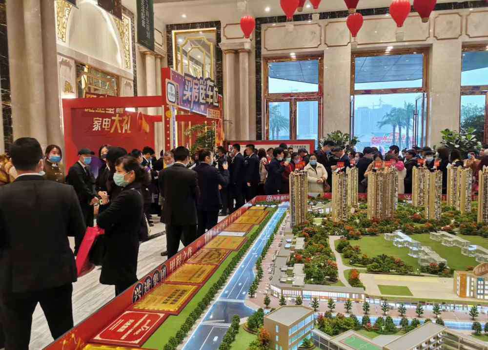 机场路小学 在桂林临桂新区机场路以北片区，居然规划了9个小学用地