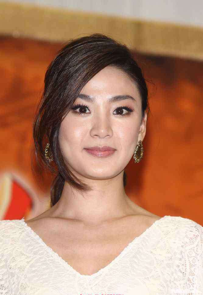洪小玲微博 洪小玲整容前图片 洪小玲整容前后对比图