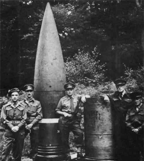 古斯塔夫巨炮 老照片：德国自毁的古斯塔夫巨炮 1945
