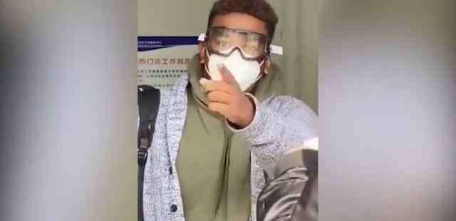 青岛外籍人士插队检测被批评教育 青岛外籍人士插队检测被批评教育：别把傲慢的“病毒”，带进中国！
