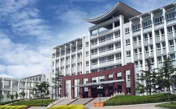 江苏师范大学南京校区 江苏这所大学“改名”成功，明明在三线城市，总被误会校址在省会
