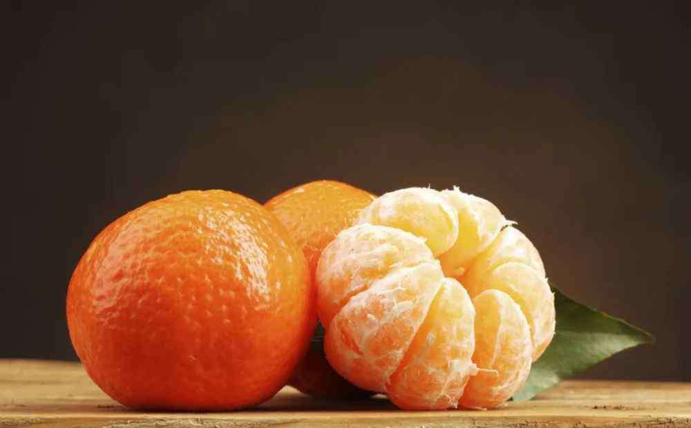 橙子英语怎么读 “橙子”的英文是orange，那”橘子“呢？可别又说orange哦！