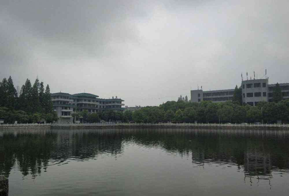 长江大学地址 500分适合报考的3所大学，地理位置好，专业强，不输一本大学