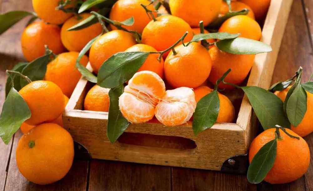 橙子英语怎么读 “橙子”的英文是orange，那”橘子“呢？可别又说orange哦！