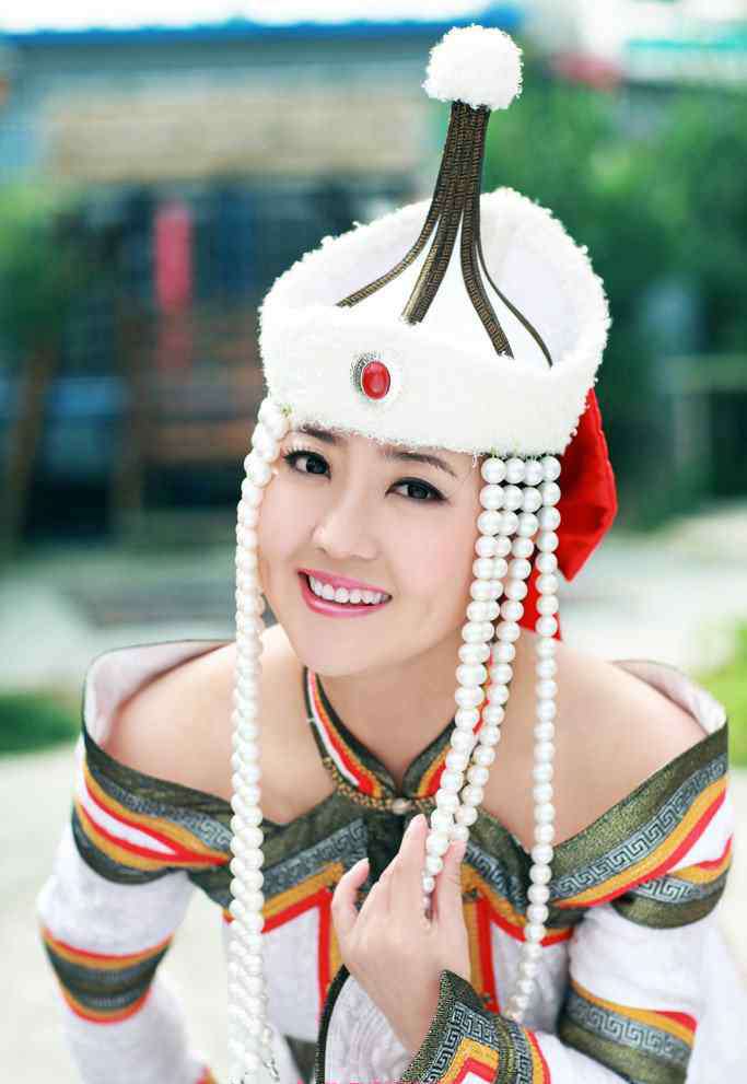 歌手格格的老公 其其格结婚了吗 其其格老公是谁