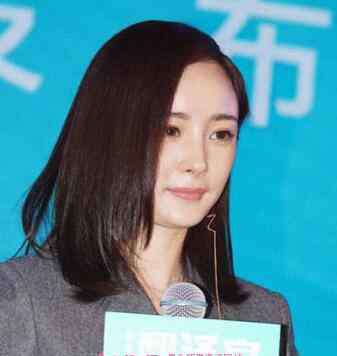 杨幂离婚了吗 杨幂离婚了吗 杨幂默认离婚是真的吗