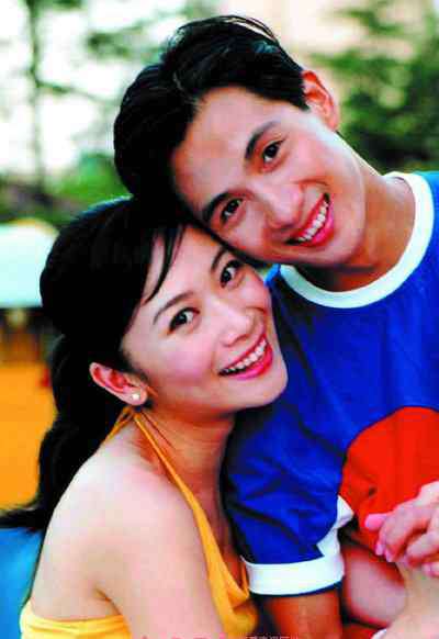 黄豆豆老婆 黄豆豆结婚了吗 黄豆豆老婆栗奕和女儿照片