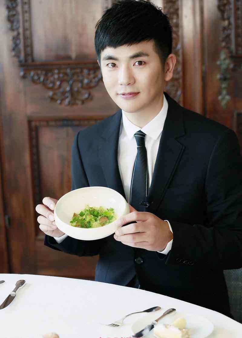 张晓龙老婆 张晓龙结婚了吗 张晓龙老婆是谁
