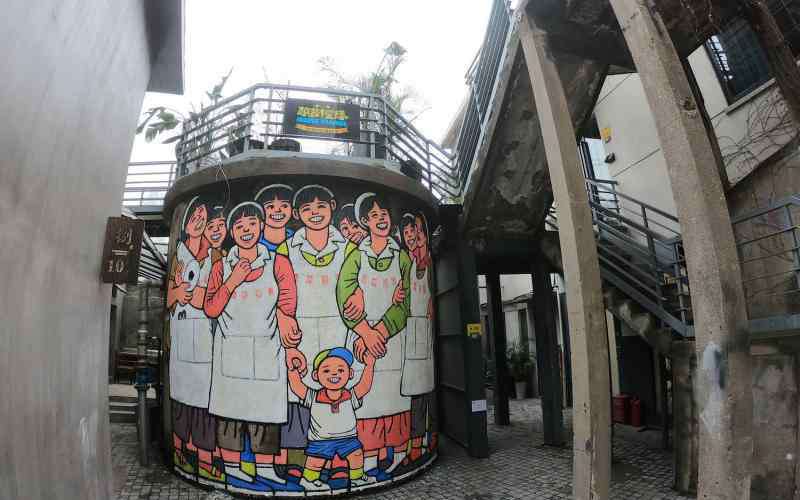 莫干山路50号 师生展创意：文艺涂鸦助力莫干山路50号微更新