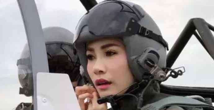 泰国新贵妃 泰国罕见公布新册封贵妃照片，宫廷网站被挤爆