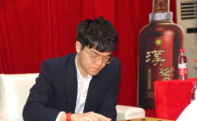 贺岁杯围棋 新春围棋争霸赛柯洁告负 朴廷桓蝉联贺岁杯三连贯