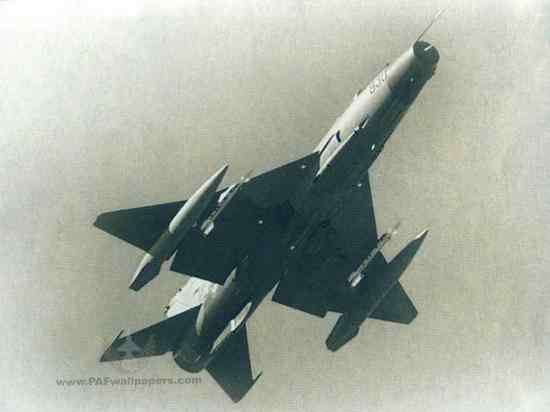 于成飞 魔改米格21造就枭龙传奇 中国空军从中受到巨大启示