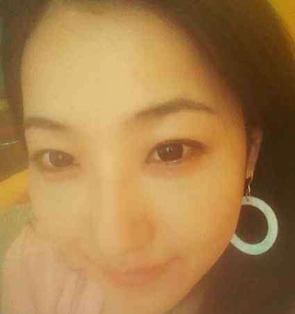 李莉娜被谁牵走了 非诚勿扰李莉娜素颜照 李莉娜被谁牵走了